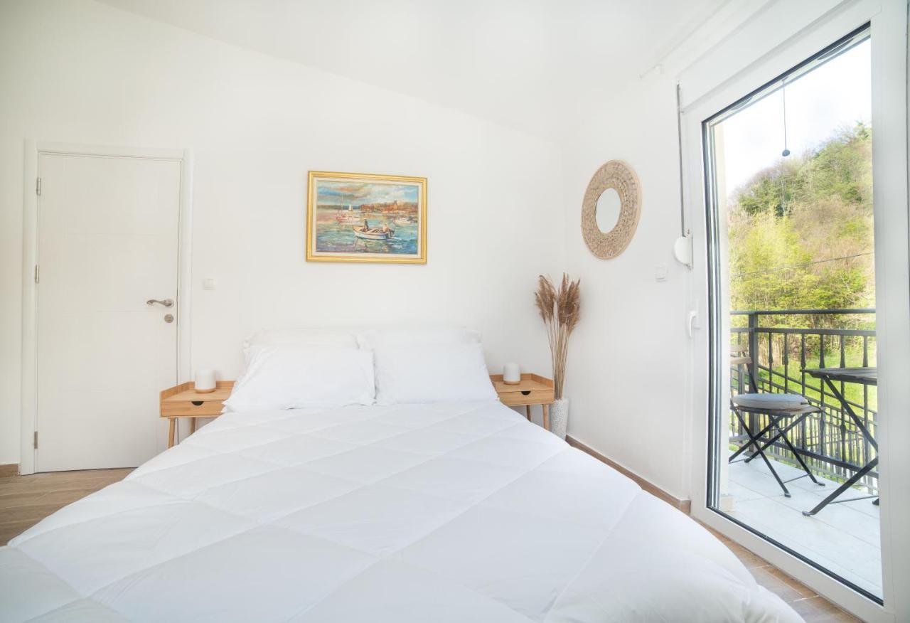 Plamenatz Studio Apartments Virpazar Bagian luar foto