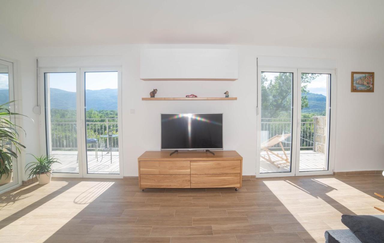 Plamenatz Studio Apartments Virpazar Bagian luar foto