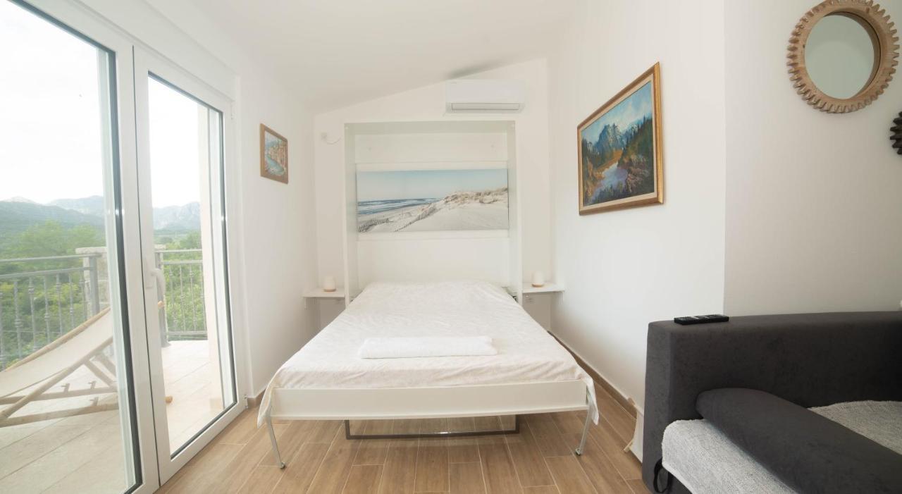 Plamenatz Studio Apartments Virpazar Bagian luar foto