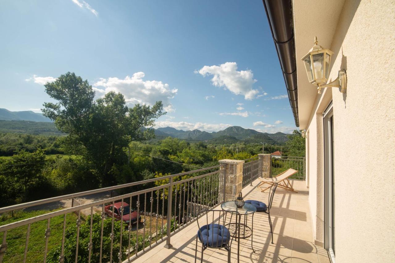 Plamenatz Studio Apartments Virpazar Bagian luar foto
