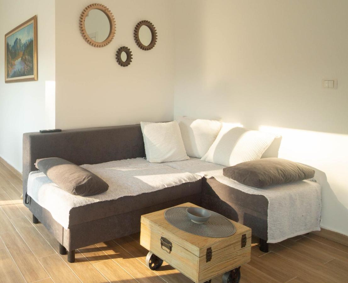 Plamenatz Studio Apartments Virpazar Bagian luar foto